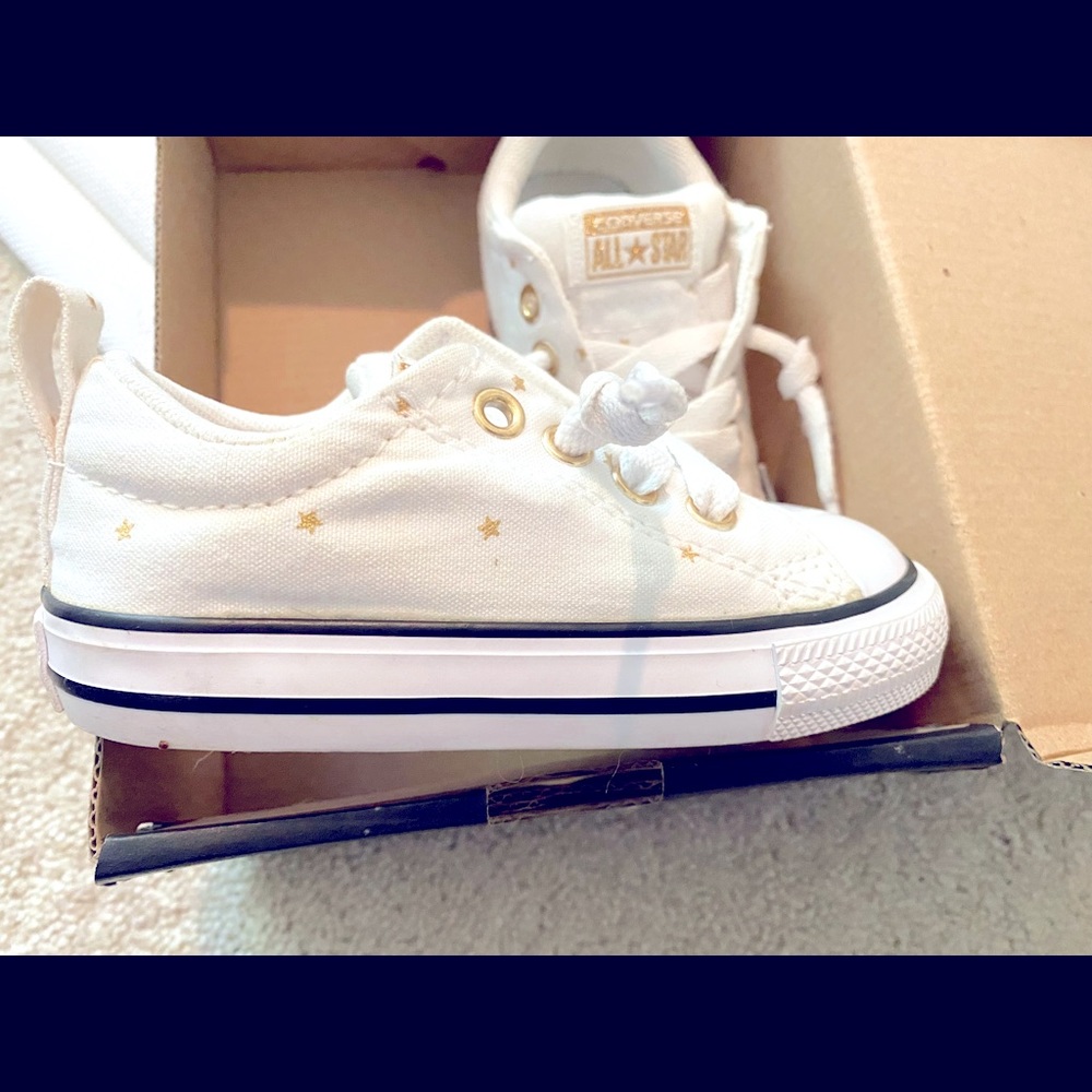Converse Kids/Infant street slip white/black/gold star, infant sz 6
